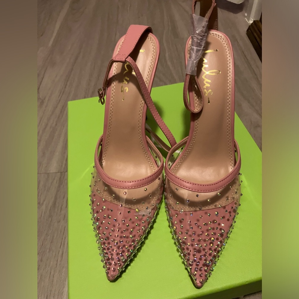 Brand new pink heels